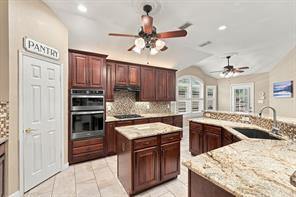 313 Mimosa Drive - Photo 15