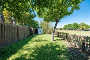 313 Mimosa Drive - Photo 33