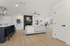 430 Worcester Way - Photo 5