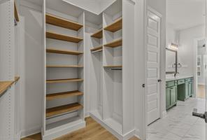 2601 Lafayette Drive - Photo 9