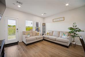 1603 Novella Avenue - Photo 4