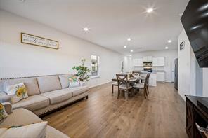 1603 Novella Avenue - Photo 5