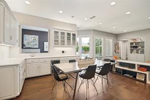 5904 Kensington Drive - Photo 11