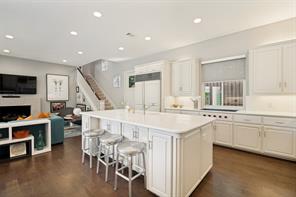 5904 Kensington Drive - Photo 14