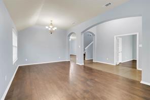 6710 Creek Bend - Photo 4