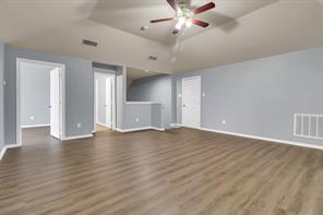 6710 Creek Bend - Photo 9