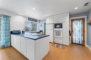 408 Pecan Drive - Photo 7