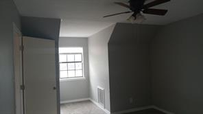 2727 N Hill Terrace - Photo 33