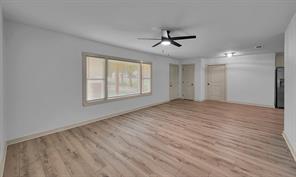 903 E Avenue C - Photo 6