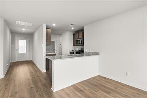 109 Condie Russell Avenue - Photo 2