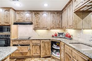 614 Winchester Drive - Photo 11