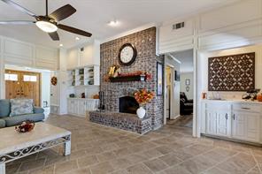 1611 Barclay Drive - Photo 4