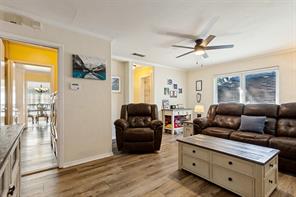 1611 Barclay Drive - Photo 6