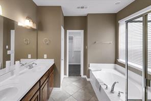 7306 Waterbury Drive - Photo 15
