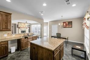 7306 Waterbury Drive - Photo 9