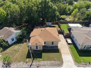 2206 Drake Street - Photo 26