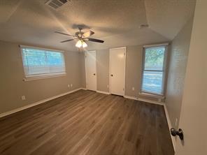 1112 Princeton Drive - Photo 6