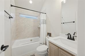 1029 River Oaks Drive - Photo 15
