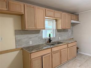 1003 E Main Street - Photo 5