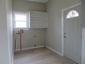 911 W Liveoak Street - Photo 20
