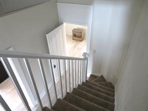 911 W Liveoak Street - Photo 21