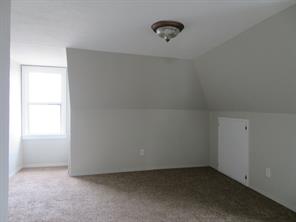 911 W Liveoak Street - Photo 27
