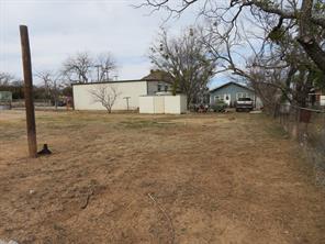 911 W Liveoak Street - Photo 38