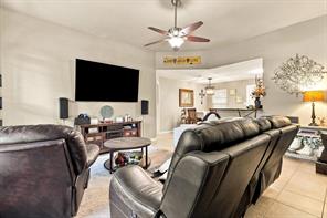 230 Oakwood Circle - Photo 3