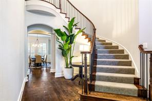 10237 Woodbury Drive - Photo 4