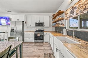 121 Private Road 2121 - Photo 10