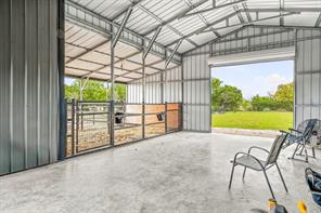 121 Private Road 2121 - Photo 24