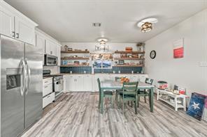 121 Private Road 2121 - Photo 8