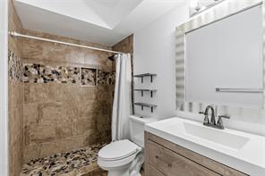 307 Como Street N - Photo 17
