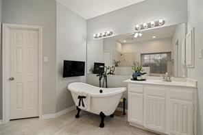 4304 Cape Cod Drive - Photo 14