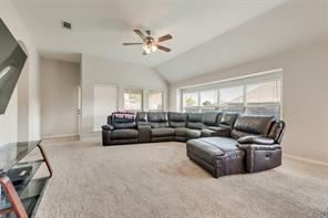 721 Honeysuckle Way - Photo 4