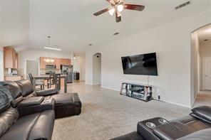 721 Honeysuckle Way - Photo 5
