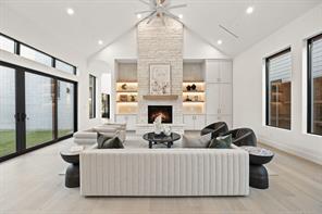 6475 Trammel Drive