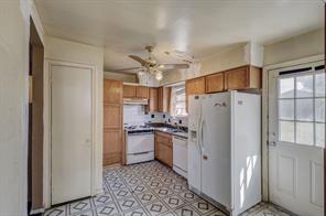 124 Rio Rita Drive - Photo 10
