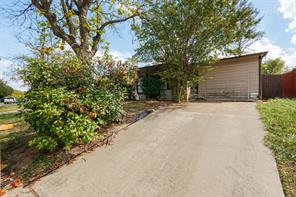 124 Rio Rita Drive - Photo 2