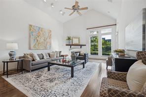12050 Lueders Lane - Photo 4