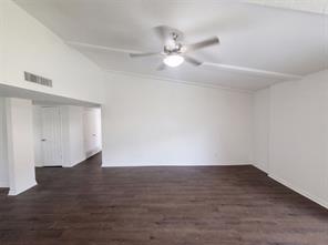 5005 Strickland Avenue - Photo 3
